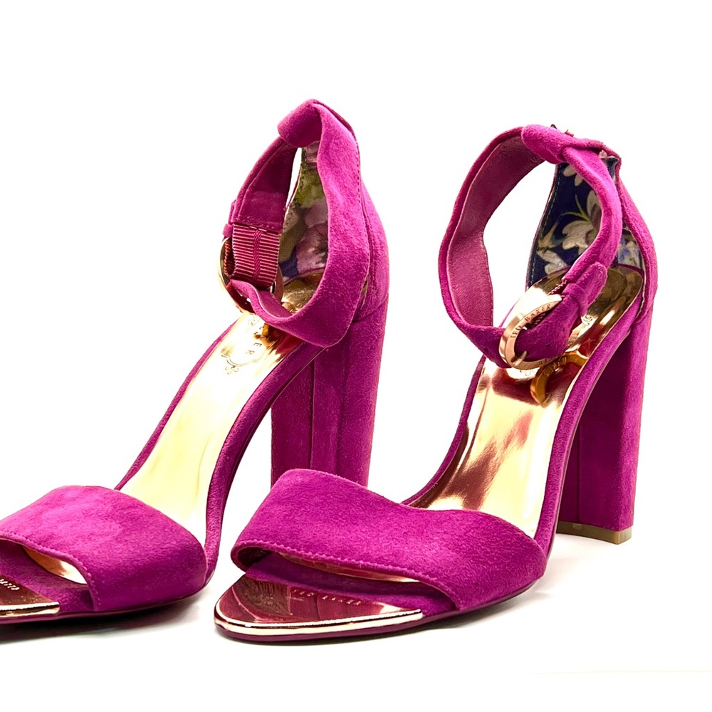 Ted Baker London Suede Fuchsia ankle strap high heel sandals, size 38 EU/7.5 US